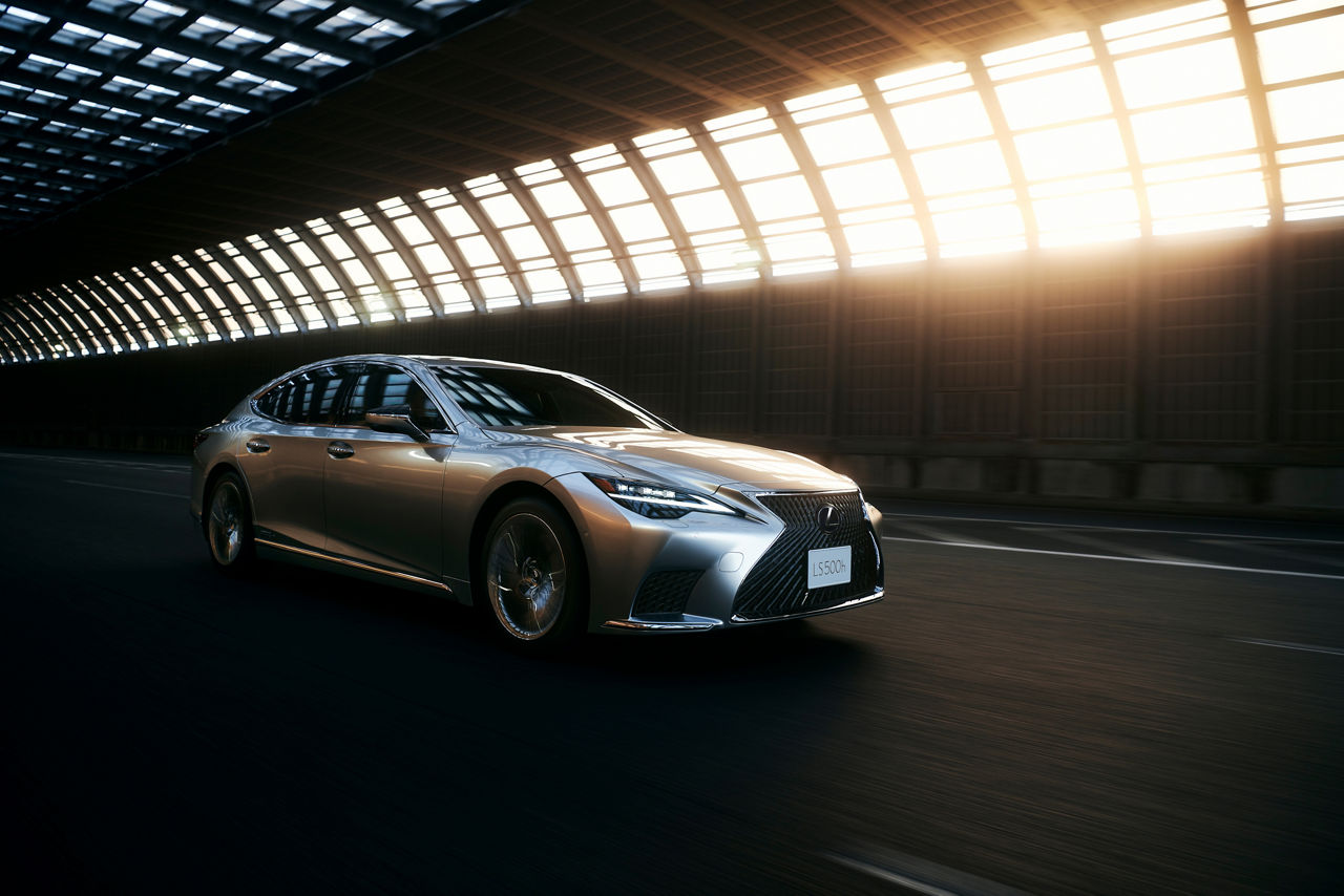 2024-2025 Lexus LS
